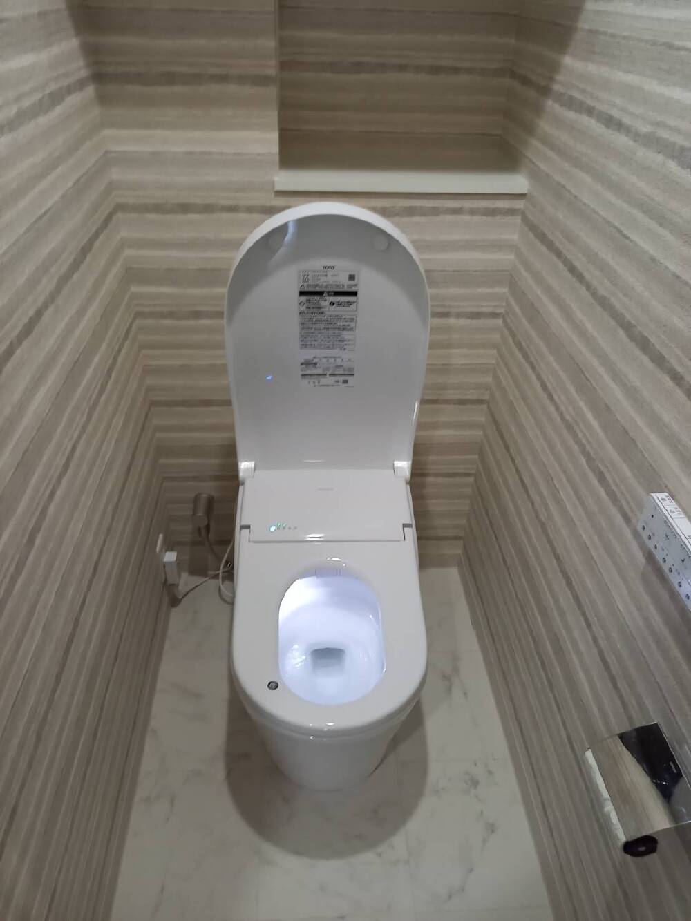 トイレ改修工事